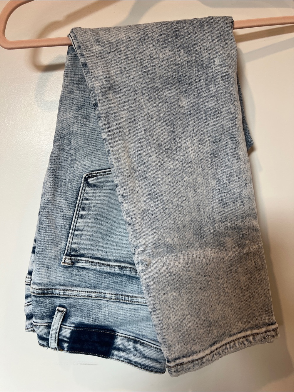 Women’s BAYEAS Light Wash Blue Acid-Wash Jeans 31